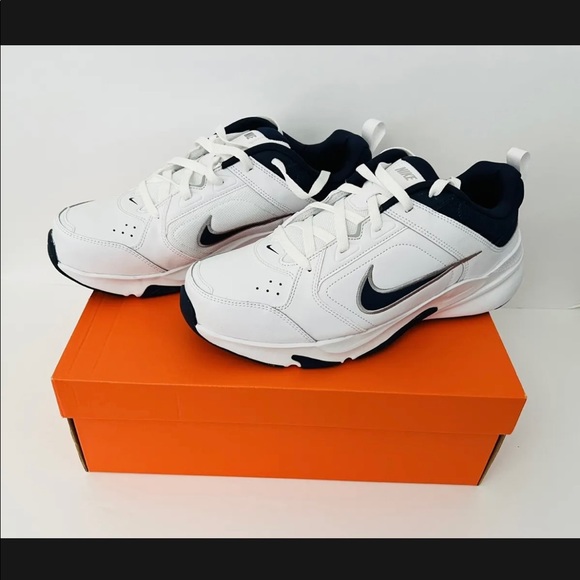 Nike Defyallday White Navy DM7564-101 Wide 4E Width Sneakers Shoes NEW WITH BOX - Picture 2 of 5